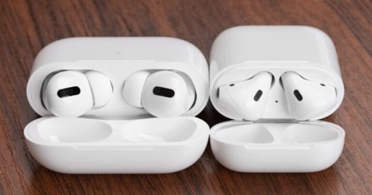 Can I Charge My Airpods In A Different Case